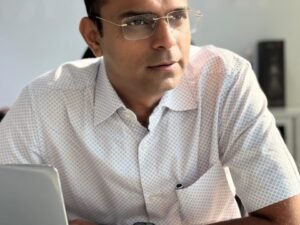 Dr Devang Shah DP.jpg